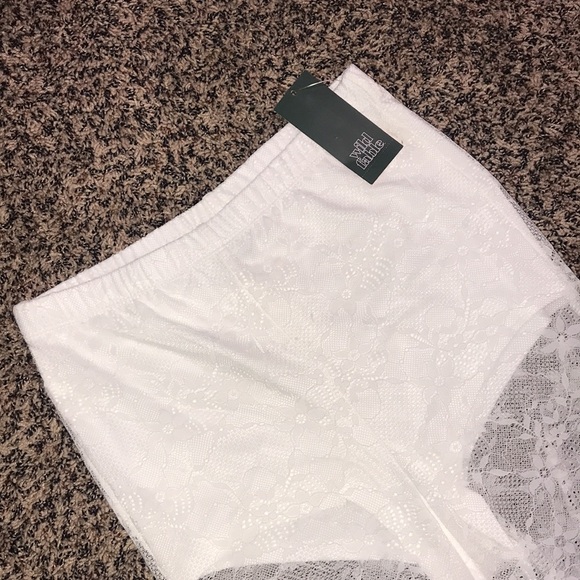 WILD FABLE 🐠 White Flowy Crochet Sheer Lace Pants | NWOT - Picture 4 of 4